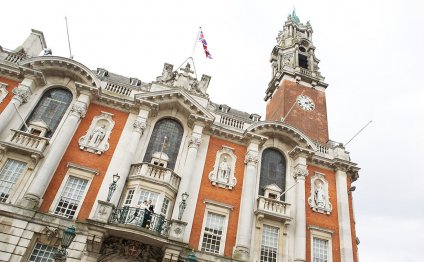 Colchester Town Hall - Guides