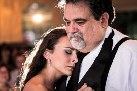 Knoxville-Wedding-Photographer_Knoxville-Wedding-Videographer_Knox-Wedding-Creative_How-to-Choose-a-Wedding-Photographer-or-videographer_photographic-art
